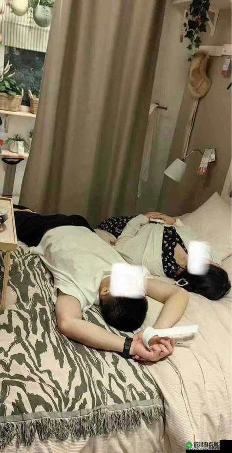 男女一起努力做豆浆不盖被子最终获得美好成果